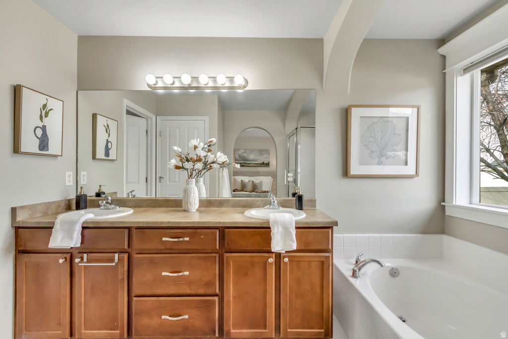 2172 W RIFLEMAN DR Farmington, UT 84025