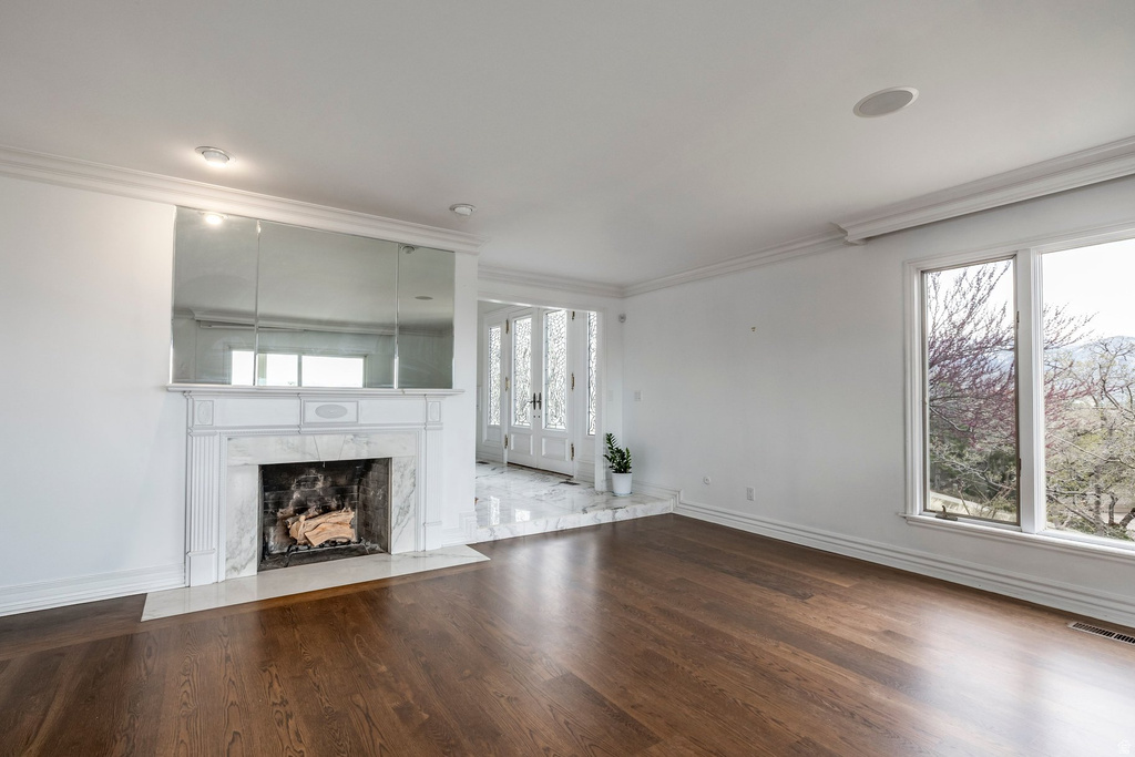 325 N FEDERAL HEIGHTS CIR Salt Lake City, UT 84103