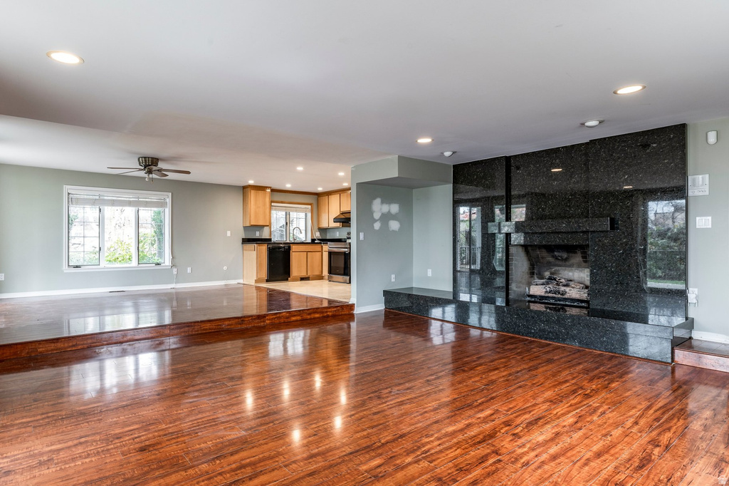 325 N FEDERAL HEIGHTS CIR Salt Lake City, UT 84103