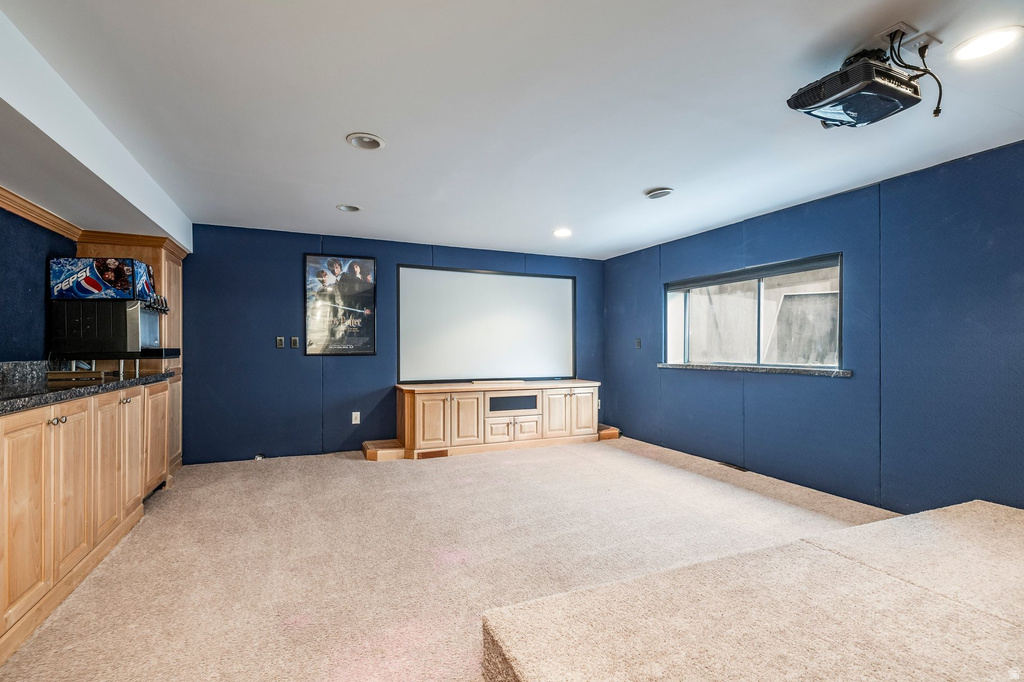 325 N FEDERAL HEIGHTS CIR Salt Lake City, UT 84103