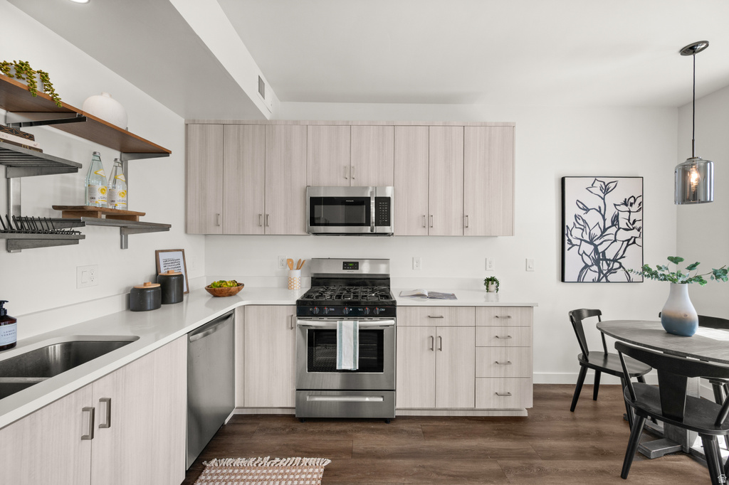 1014 W 1700 S #103 Salt Lake City, UT 84104