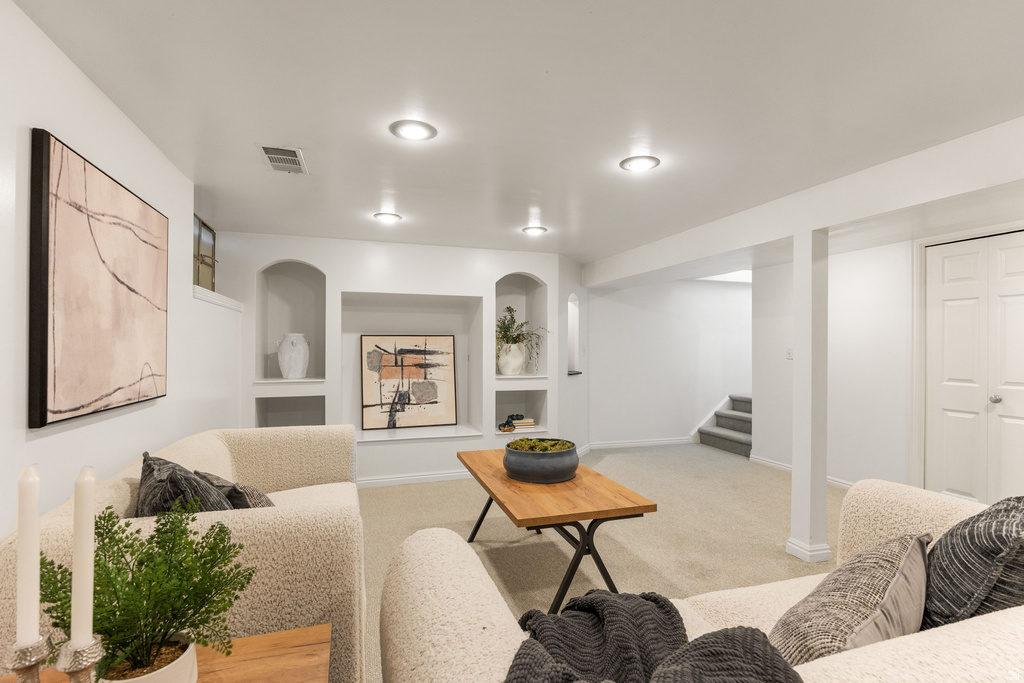 2125 YUMA ST Salt Lake City, UT 84109