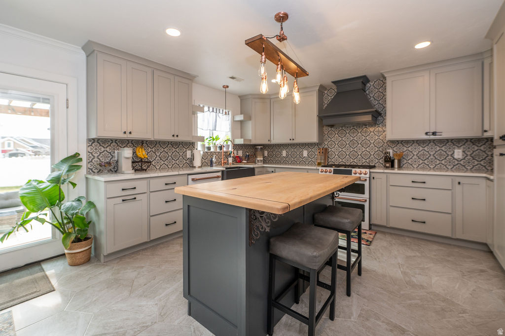 1449 BELMONT DR Farmington, UT 84025