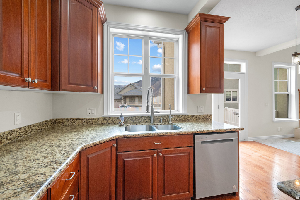 889 S SEGO LILY WAY Mapleton, UT 84664