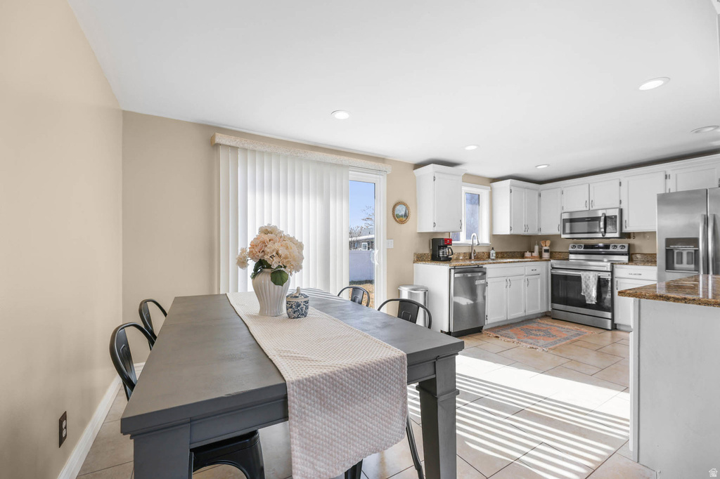 186 E BRENT CIR. Sandy, UT 84070