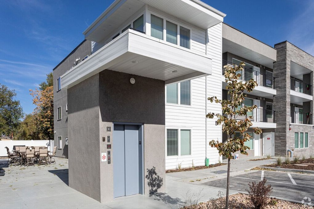 3965 S 300 E Murray, UT 84107