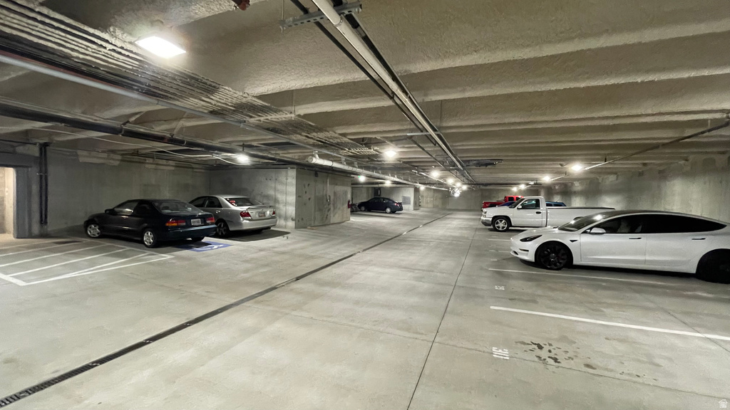 3965 S 300 E Murray, UT 84107