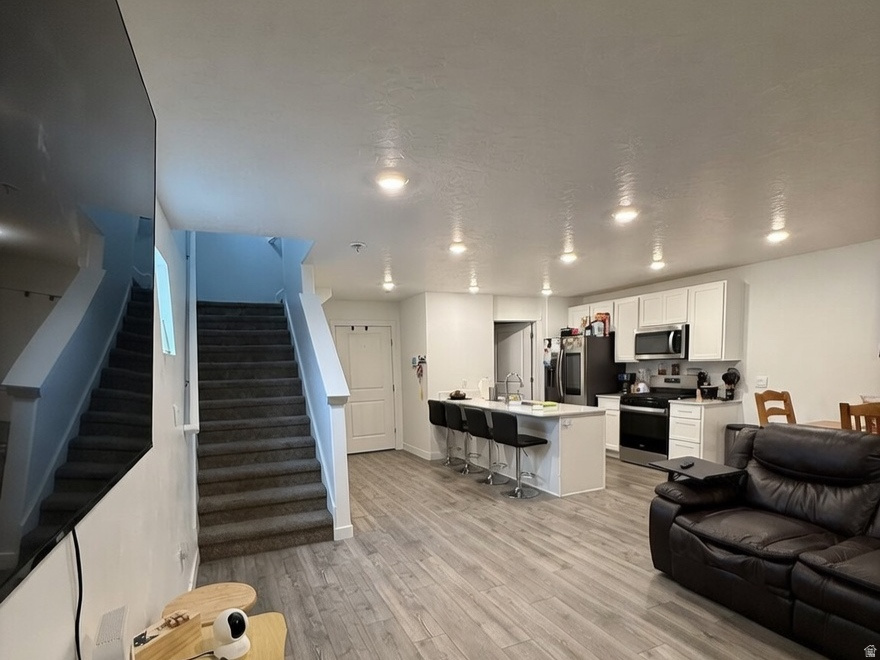 4052 S PITCHBLACK LN Magna, UT 84044