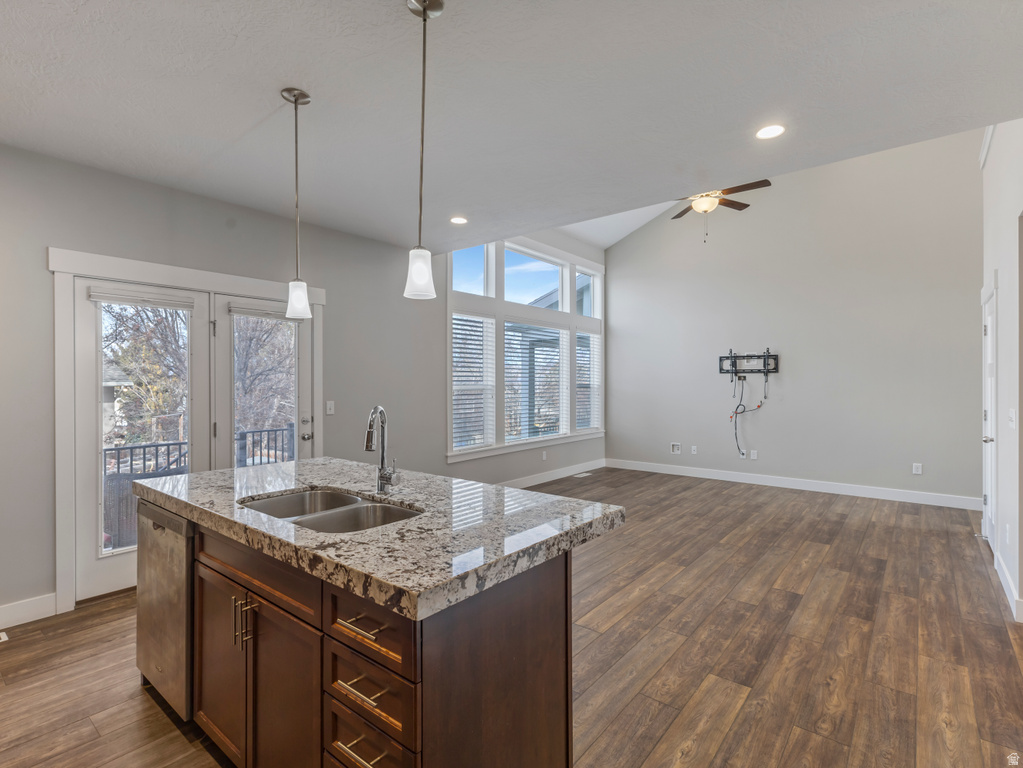 1376 W WALLSBURG DR Taylorsville, UT 84123