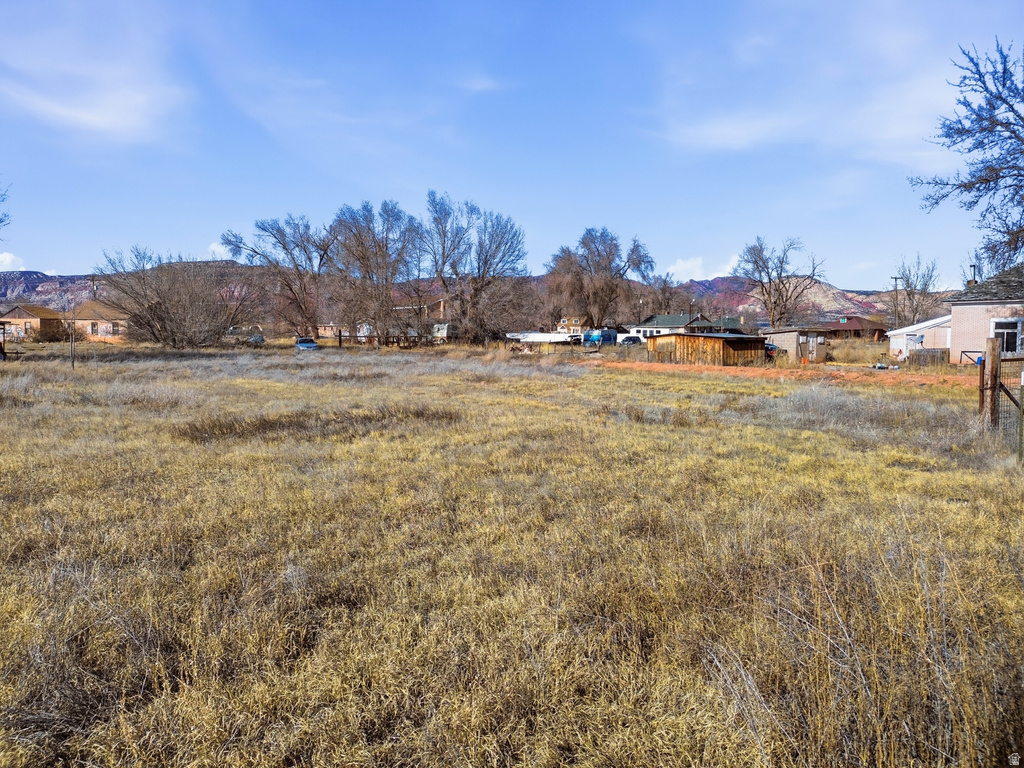 66 S STATE ST Sigurd, UT 84657