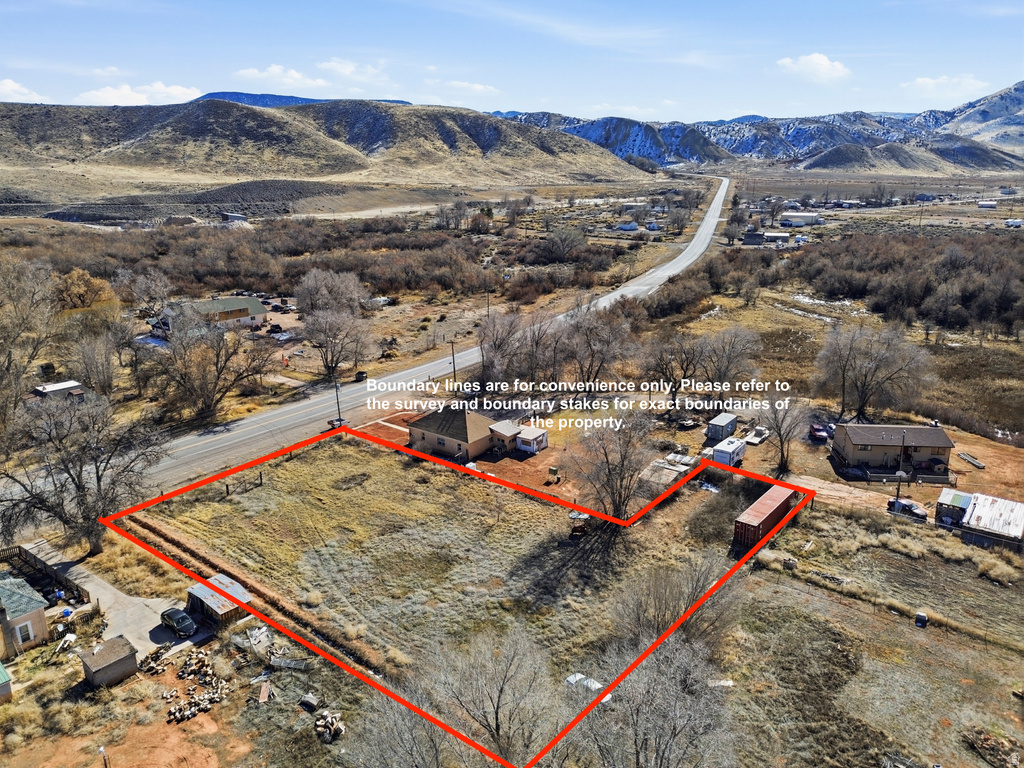 66 S STATE ST Sigurd, UT 84657