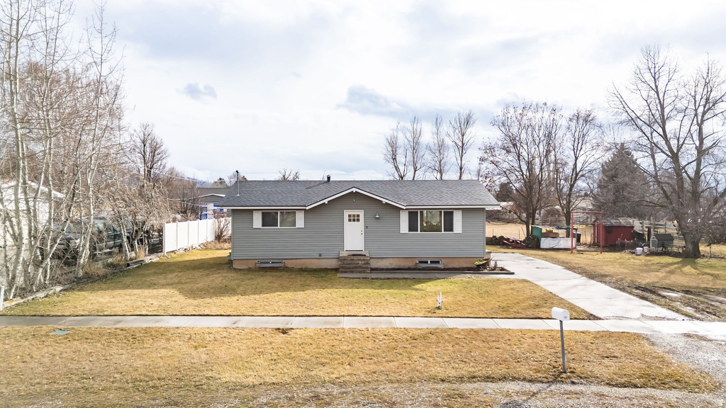 282 W 100 S Smithfield, UT 84335