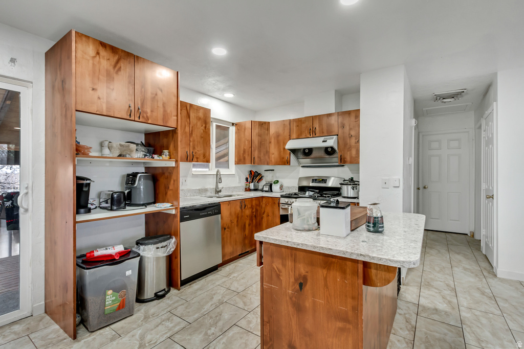 4668 W KATHLEEN AVE West Valley City, UT 84120