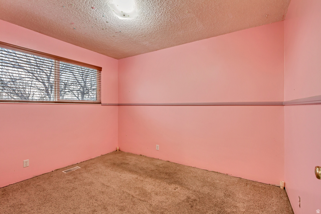 4668 W KATHLEEN AVE West Valley City, UT 84120