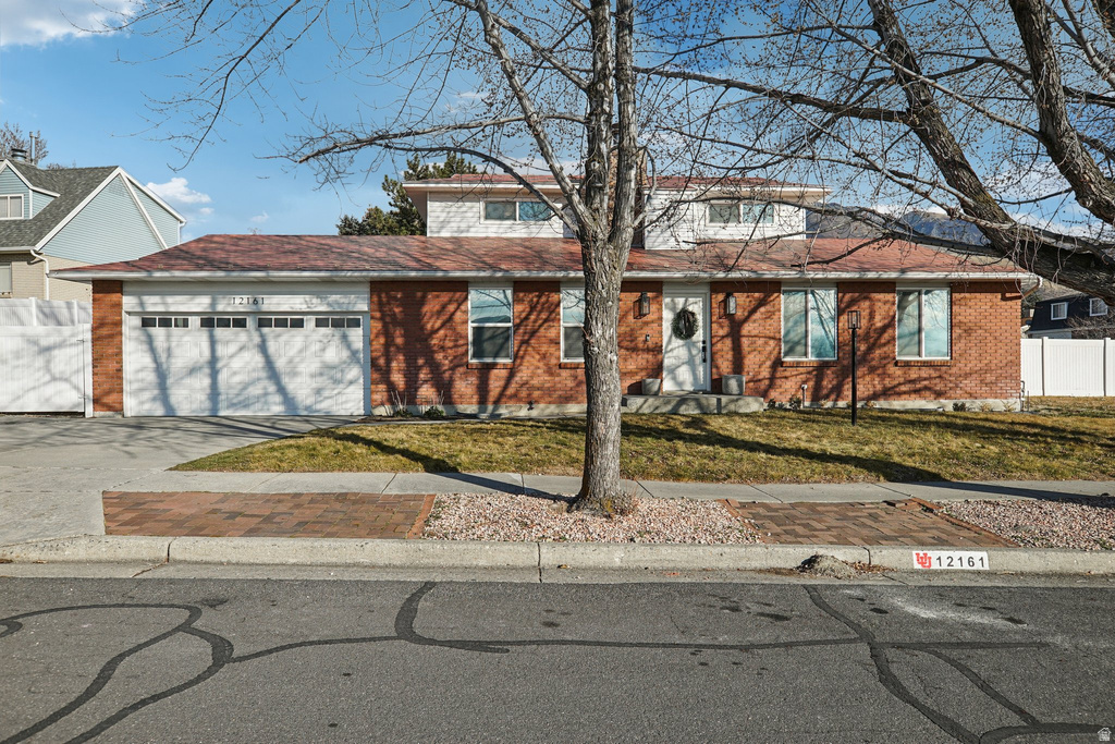 12161 S SPRING RIDGE CIR Sandy, UT 84094