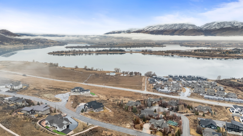 6352 E QUAIL LN Huntsville, UT 84317