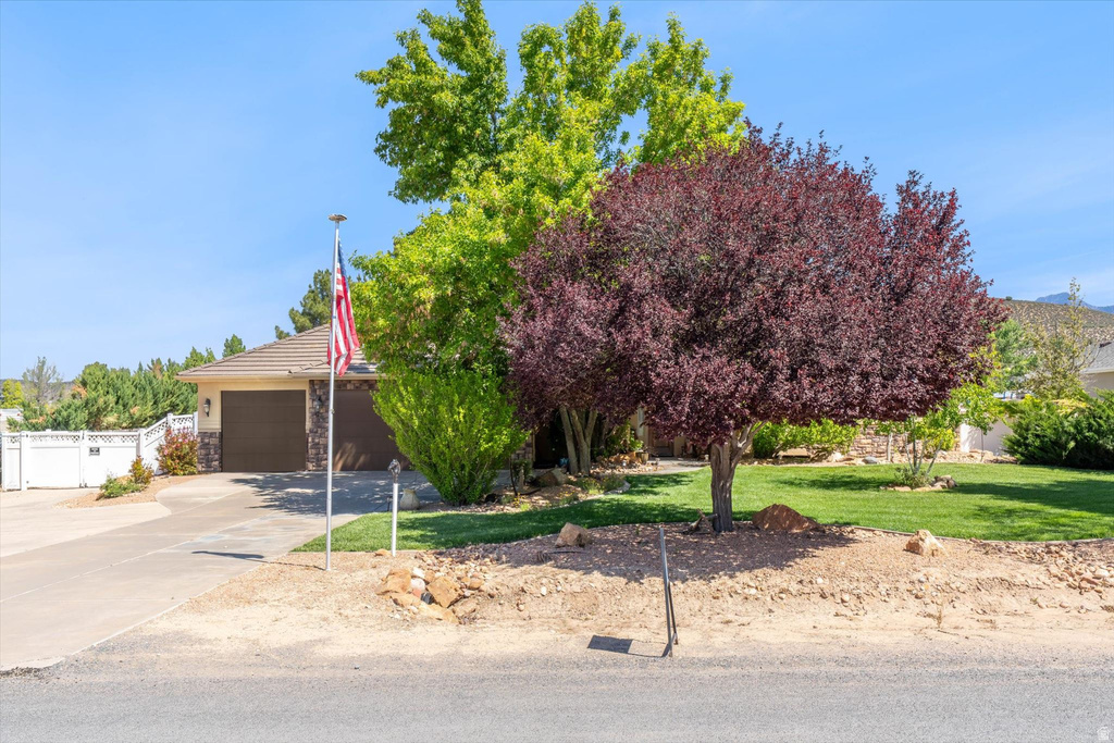 1112 W SAPPHIRE photo 5