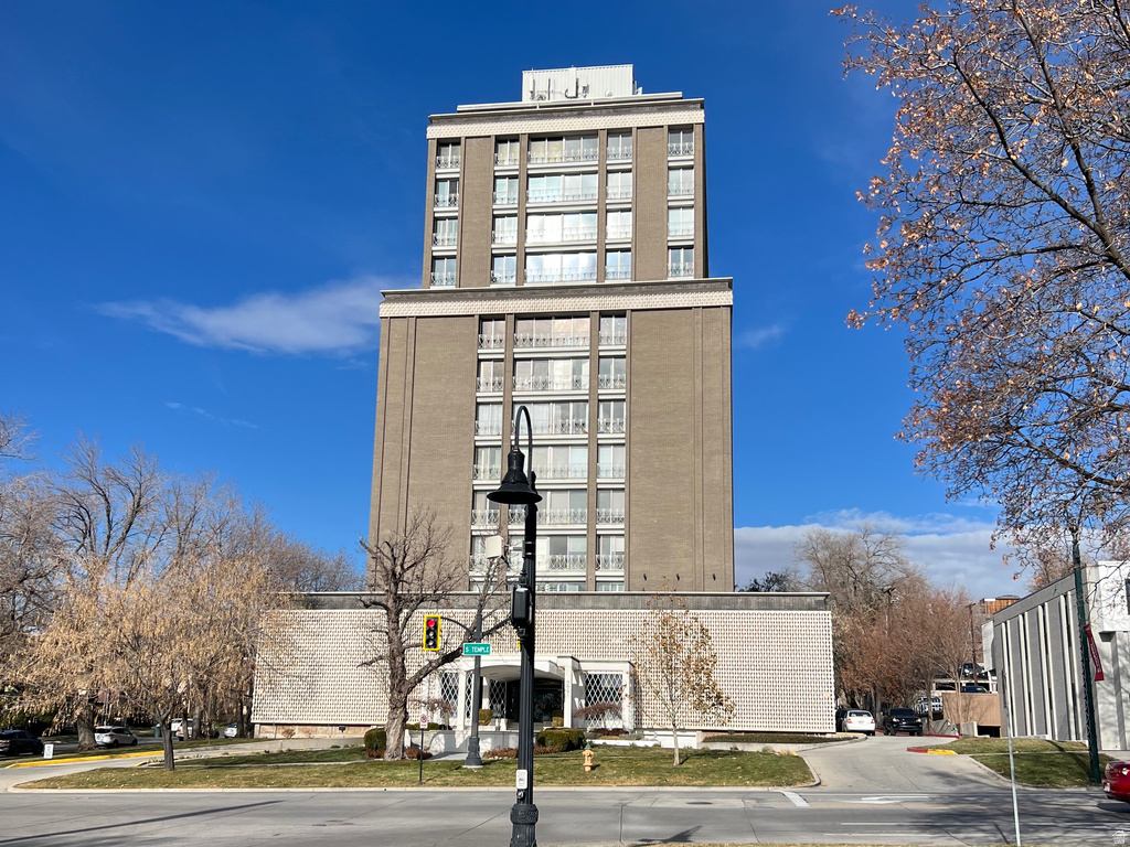 777 E SOUTH TEMPLE #13B Salt Lake City, UT 84102