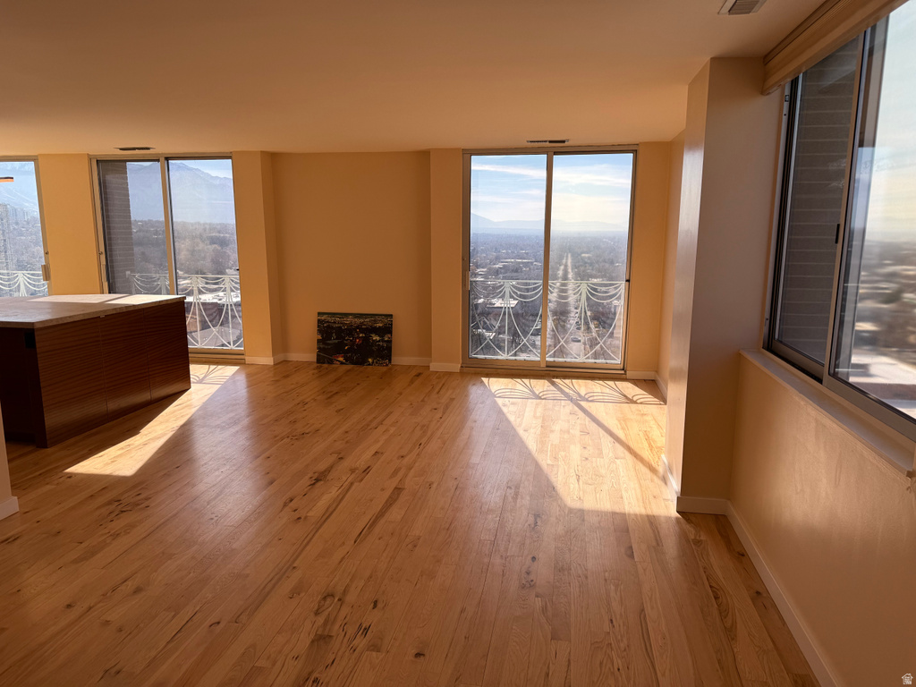 777 E SOUTH TEMPLE #13B Salt Lake City, UT 84102