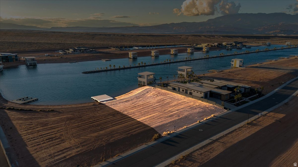 4264 S WAKE ST Hurricane, UT 84737