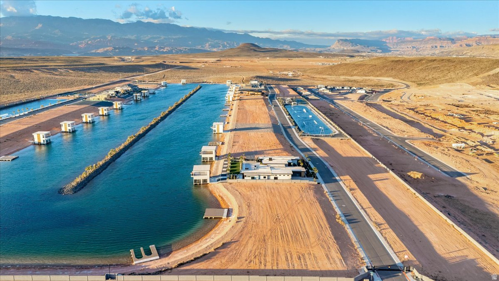 4264 S WAKE ST Hurricane, UT 84737