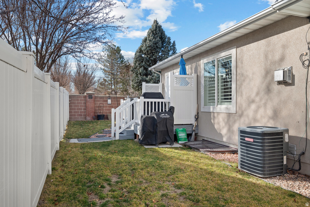 1693 W PEACEFUL VIEW WAY South Jordan, UT 84095