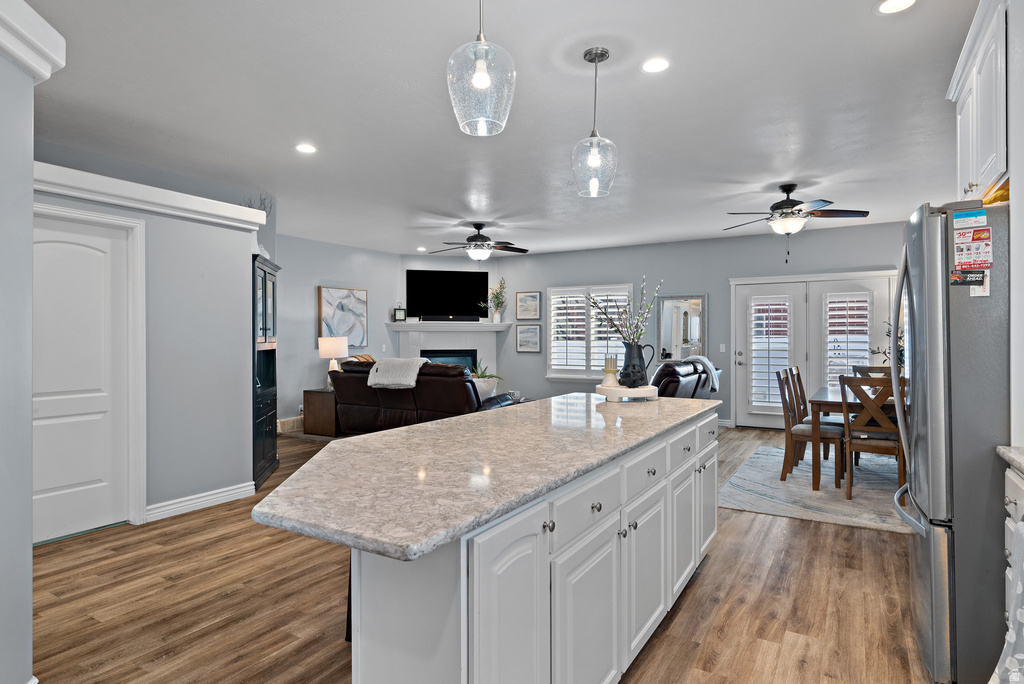 1693 W PEACEFUL VIEW WAY South Jordan, UT 84095