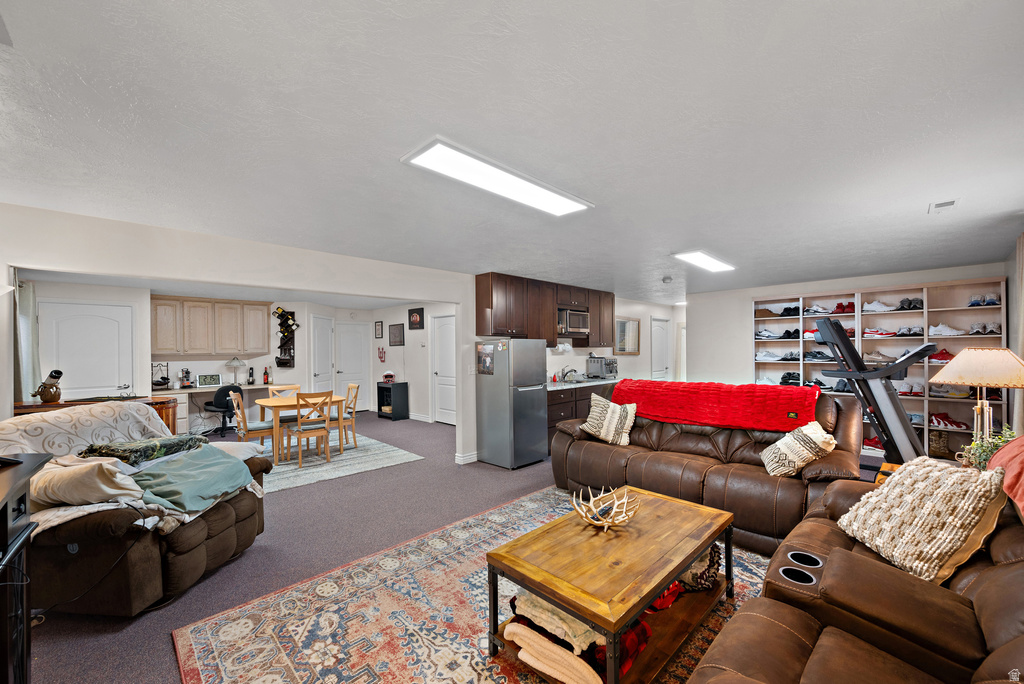 1693 W PEACEFUL VIEW WAY South Jordan, UT 84095