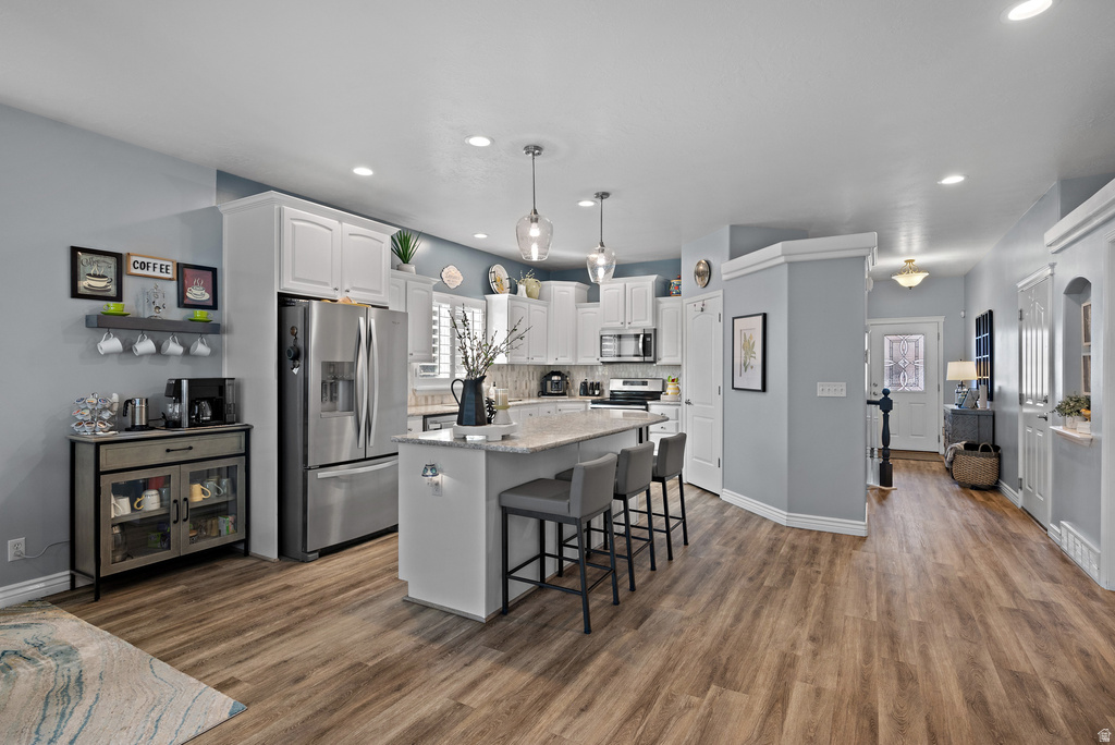 1693 W PEACEFUL VIEW WAY South Jordan, UT 84095