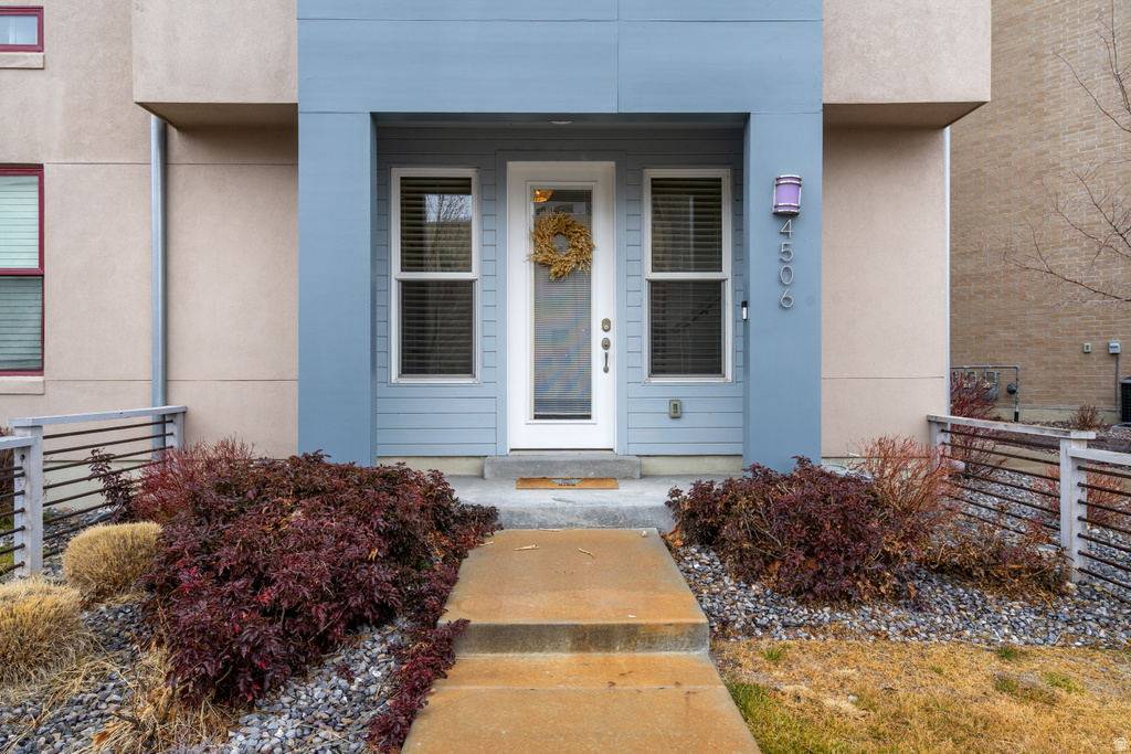 4506 W DAYBREAK RIM WAY South Jordan, UT 84009