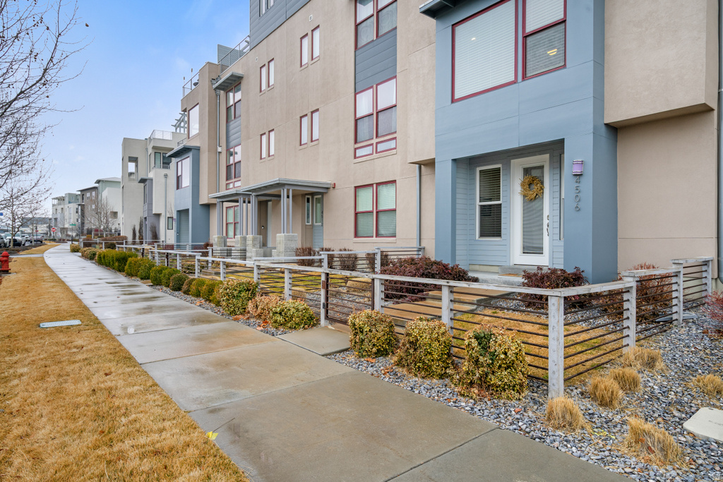 4506 W DAYBREAK RIM WAY South Jordan, UT 84009