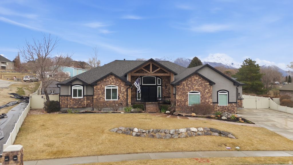 1272 N CEDAR HOLLOW BLVD Lehi, UT 84043