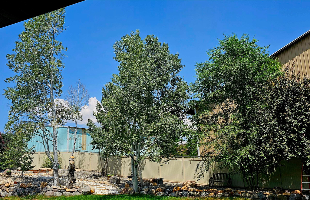 1272 N CEDAR HOLLOW BLVD Lehi, UT 84043