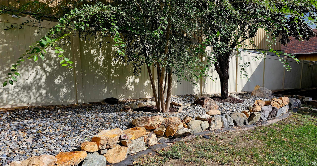 1272 N CEDAR HOLLOW BLVD Lehi, UT 84043