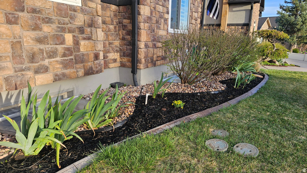 1272 N CEDAR HOLLOW BLVD Lehi, UT 84043