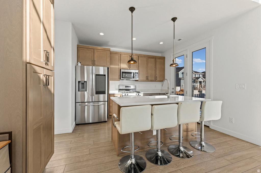 7163 W KELSEY PEAK LN #198 West Jordan, UT 84081