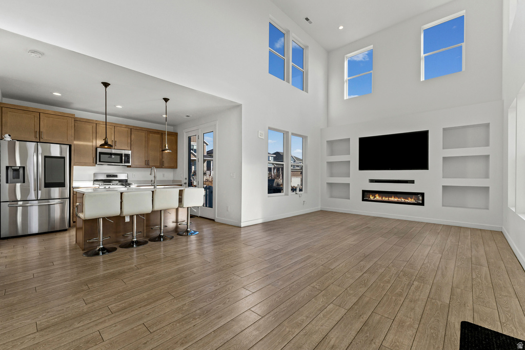 7163 W KELSEY PEAK LN #198 West Jordan, UT 84081