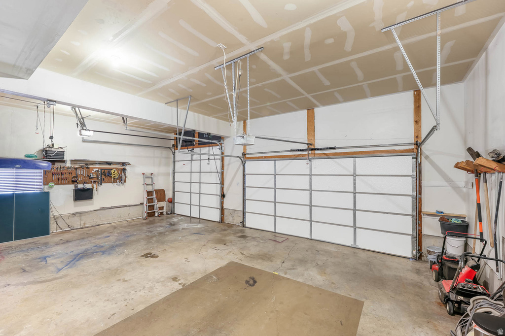 1996 S 1675 W Syracuse, UT 84075