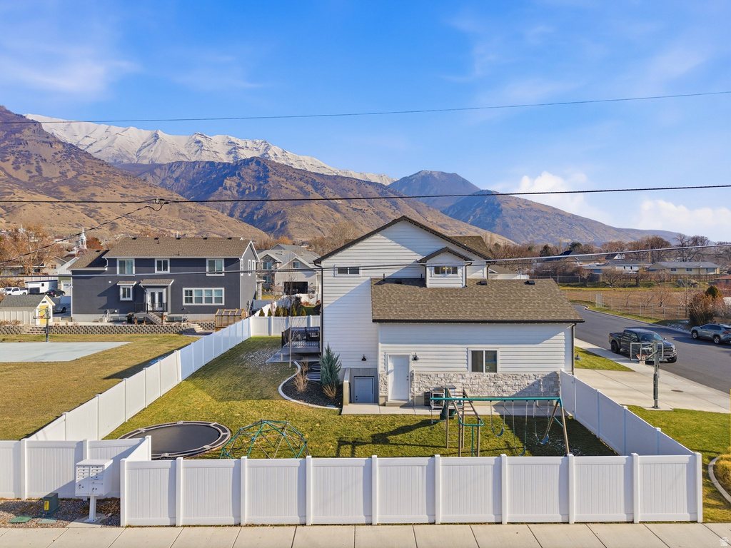 411 E DAYBREAK DR Pleasant Grove, UT 84062