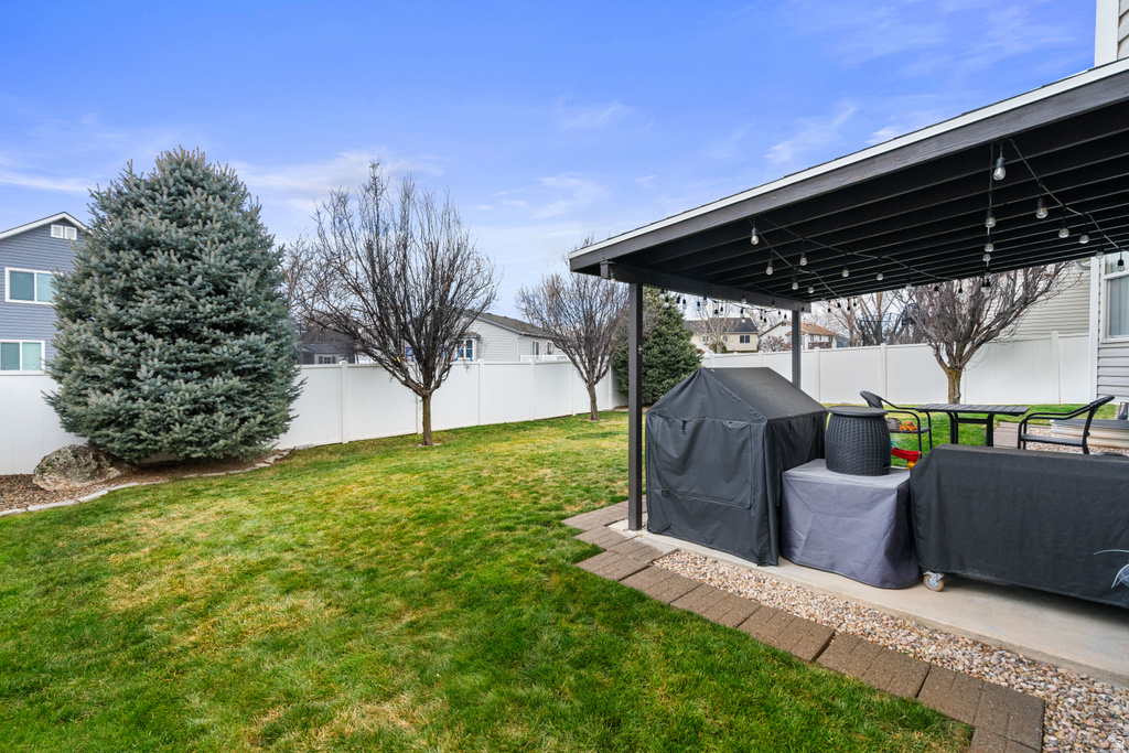 1571 N 160 W Layton, UT 84041