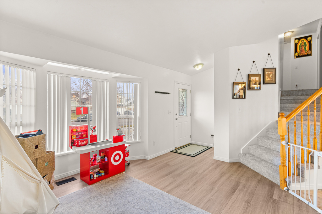 1571 N 160 W Layton, UT 84041