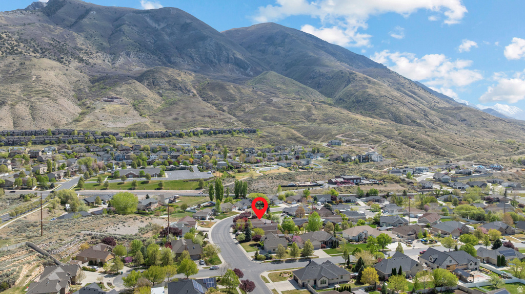 3957 W HONEY LOCUST LN Cedar Hills, UT 84062