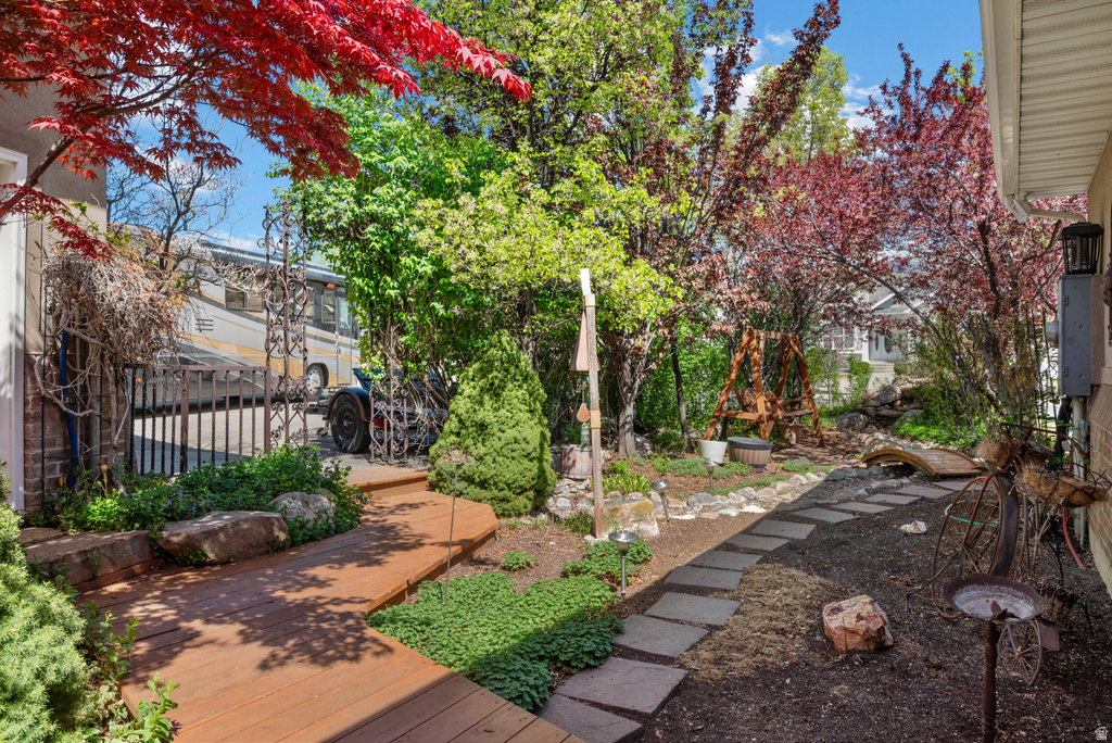 3957 W HONEY LOCUST LN Cedar Hills, UT 84062