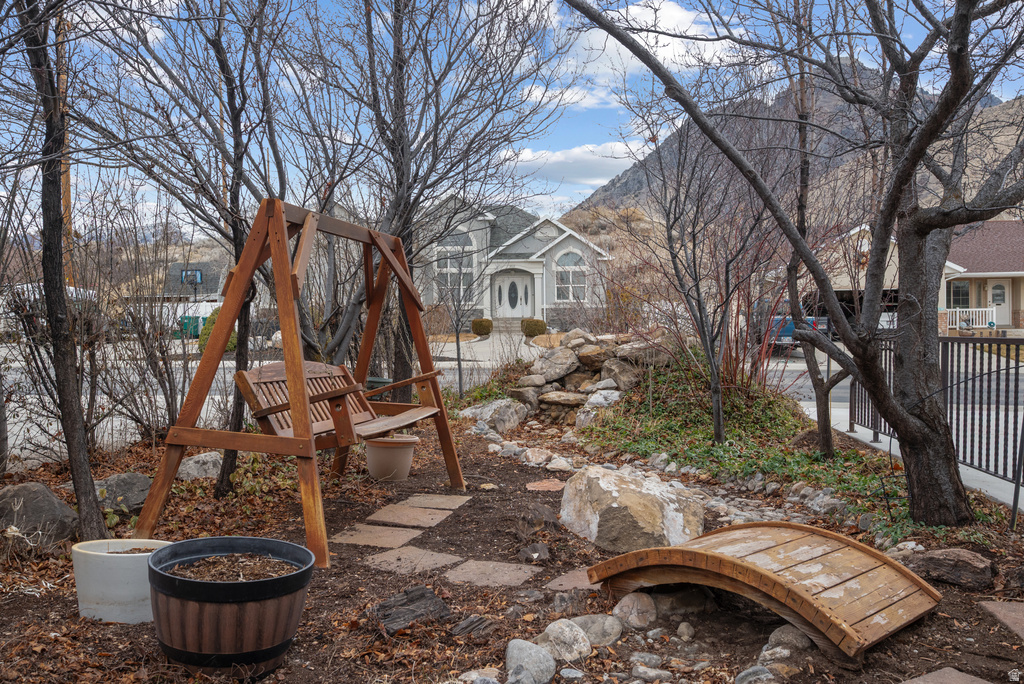 3957 W HONEY LOCUST LN Cedar Hills, UT 84062