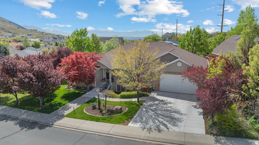 3957 W HONEY LOCUST LN Cedar Hills, UT 84062