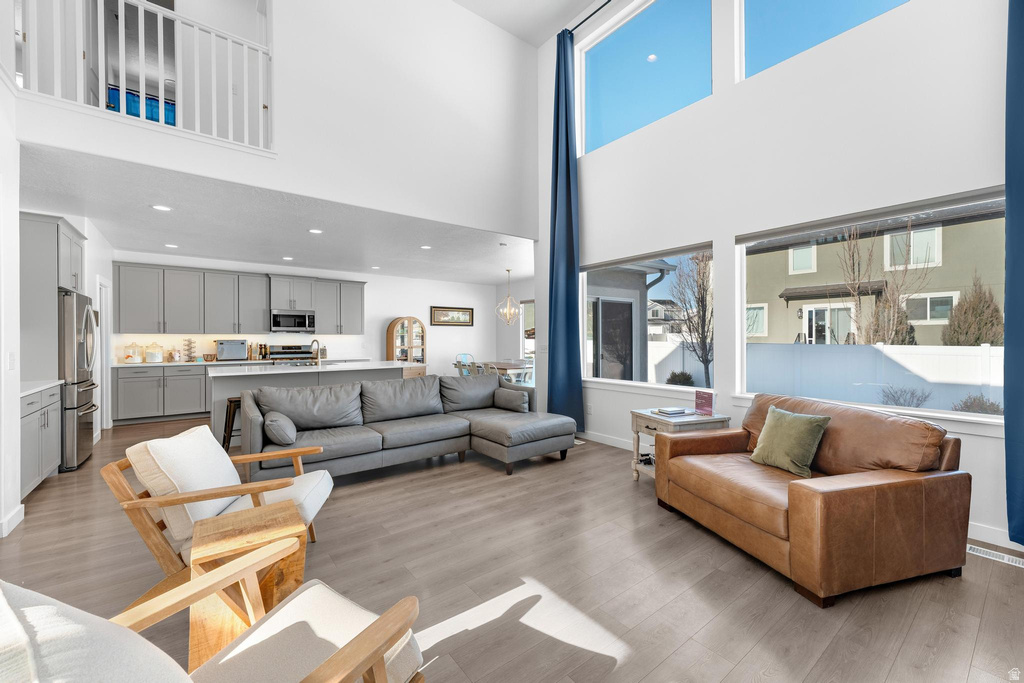 701 S SCHOOL HOUSE RD Saratoga Springs, UT 84045