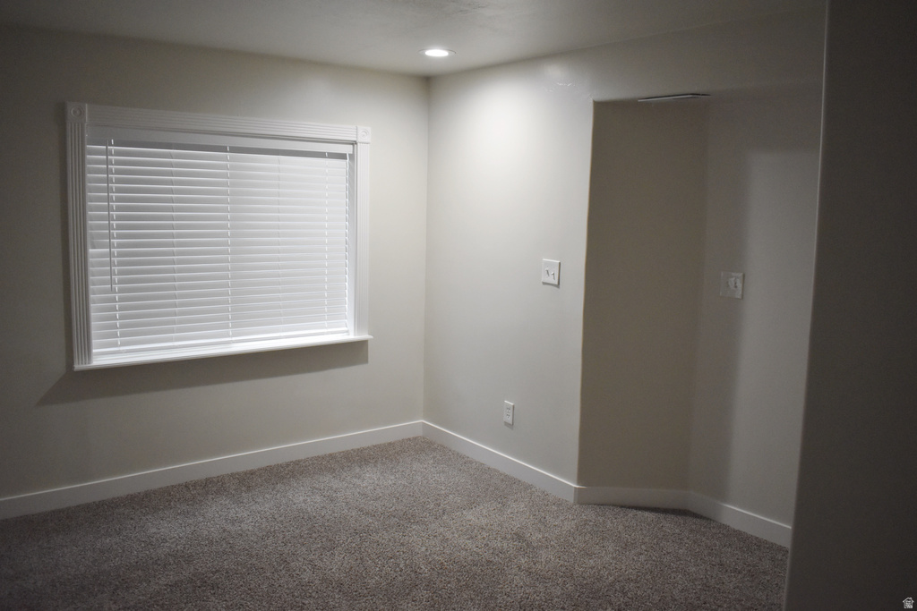 112 W CRYSTAL BAY DR Stansbury Park, UT 84074