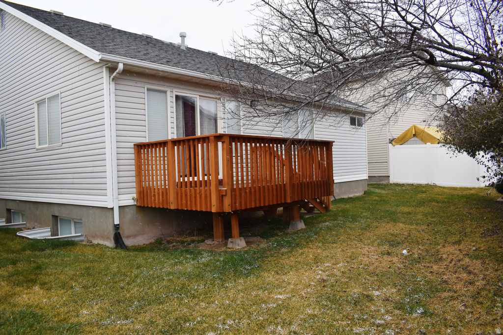 112 W CRYSTAL BAY DR Stansbury Park, UT 84074