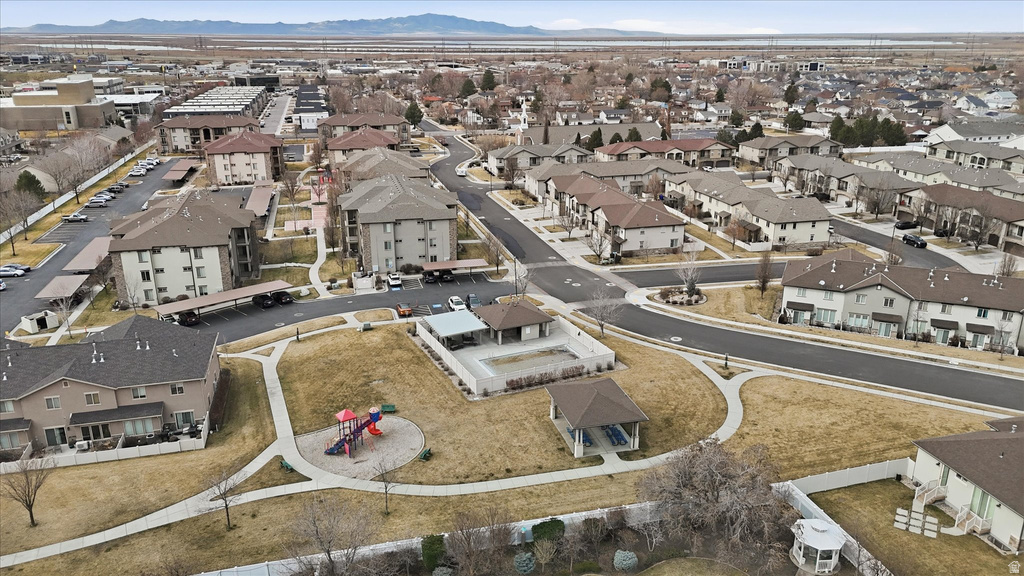 281 W 650 N #B Centerville, UT 84014