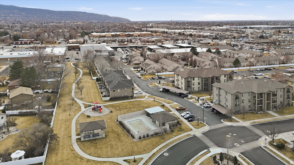 281 W 650 N #B Centerville, UT 84014